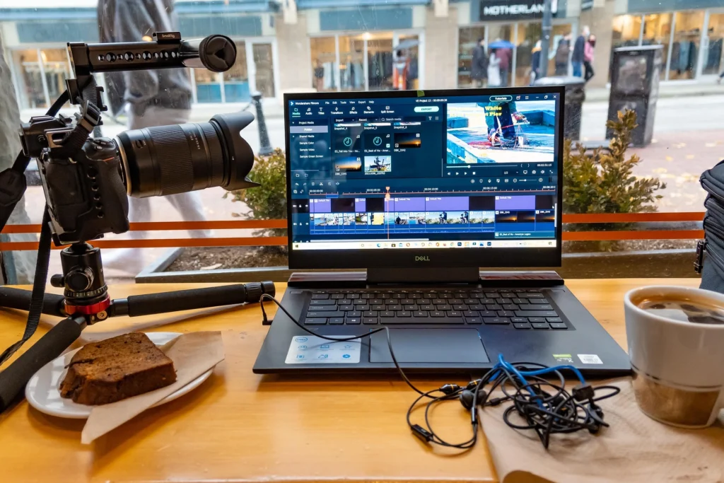 grabar videos semanalmente para crecer en youtube